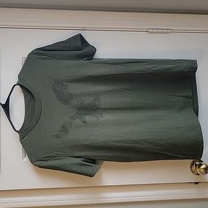 4 FOR $25 - American Eagle Shirt